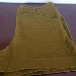 Anthropologie Elevenses Olive Trouser Shorts 12